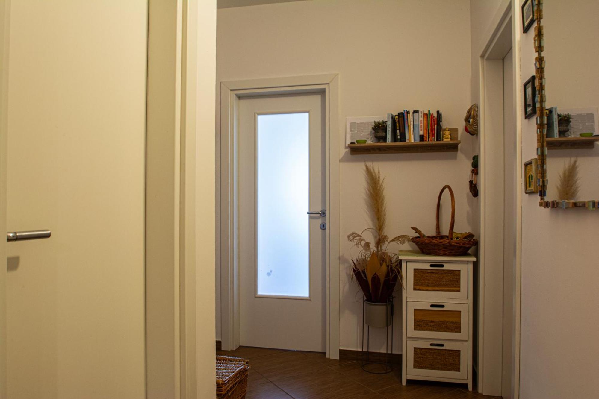 Nikka Apartments Малинска Екстериор снимка